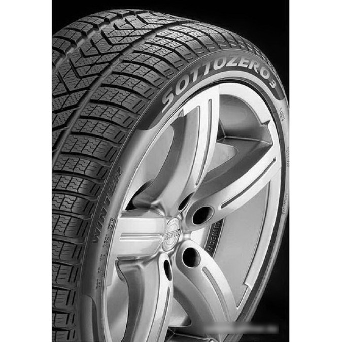 Pirelli Winter SottoZero 3 245/45R20 103V (run-flat)