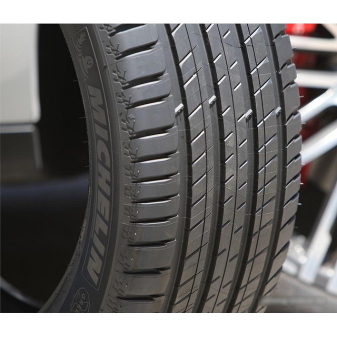 Michelin Latitude Sport 3 285/40R20 108Y
