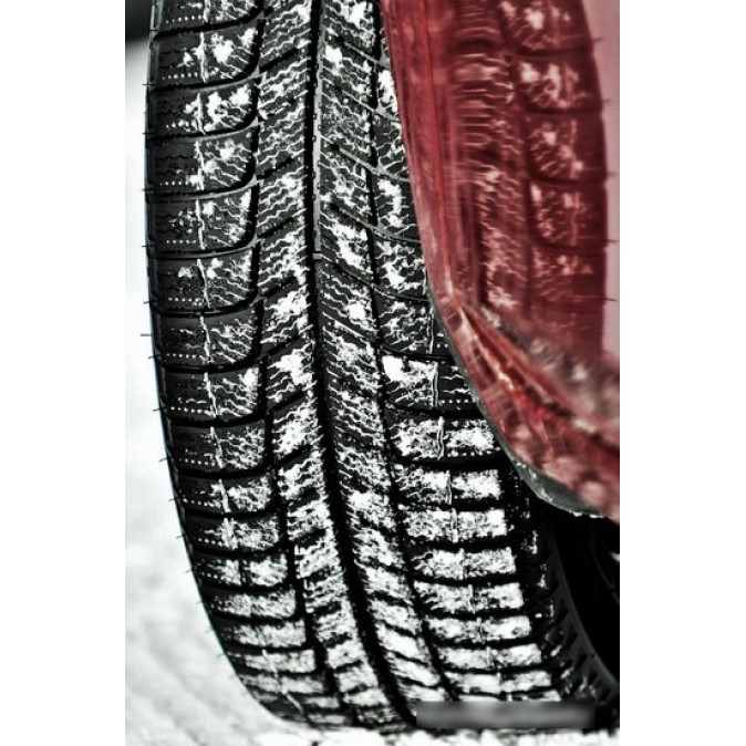 Michelin X-Ice 3 275/40R20 102H (run-flat)