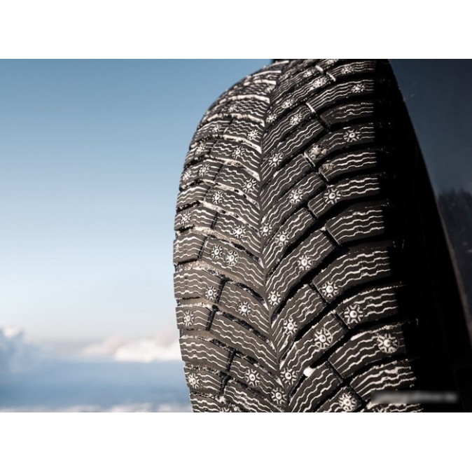 Michelin X-Ice North 4 245/40R20 99T (шипы)