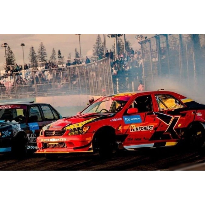 Kinforest KF550-UHP 275/40R21 107Y