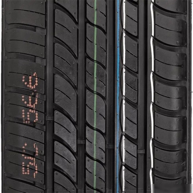 Compasal Smacher 215/55R18 99V