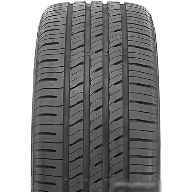 Roadstone N'Fera RU5 235/60R18 107V